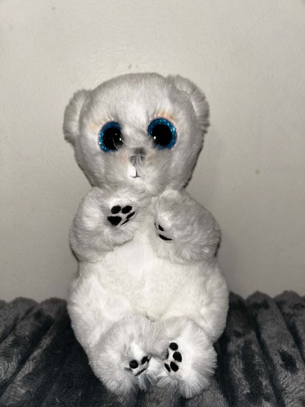 Ty Beanie Bellies Wuzzy Polar Bear Plush Blue Glitter Eyes White Stuffed Animal